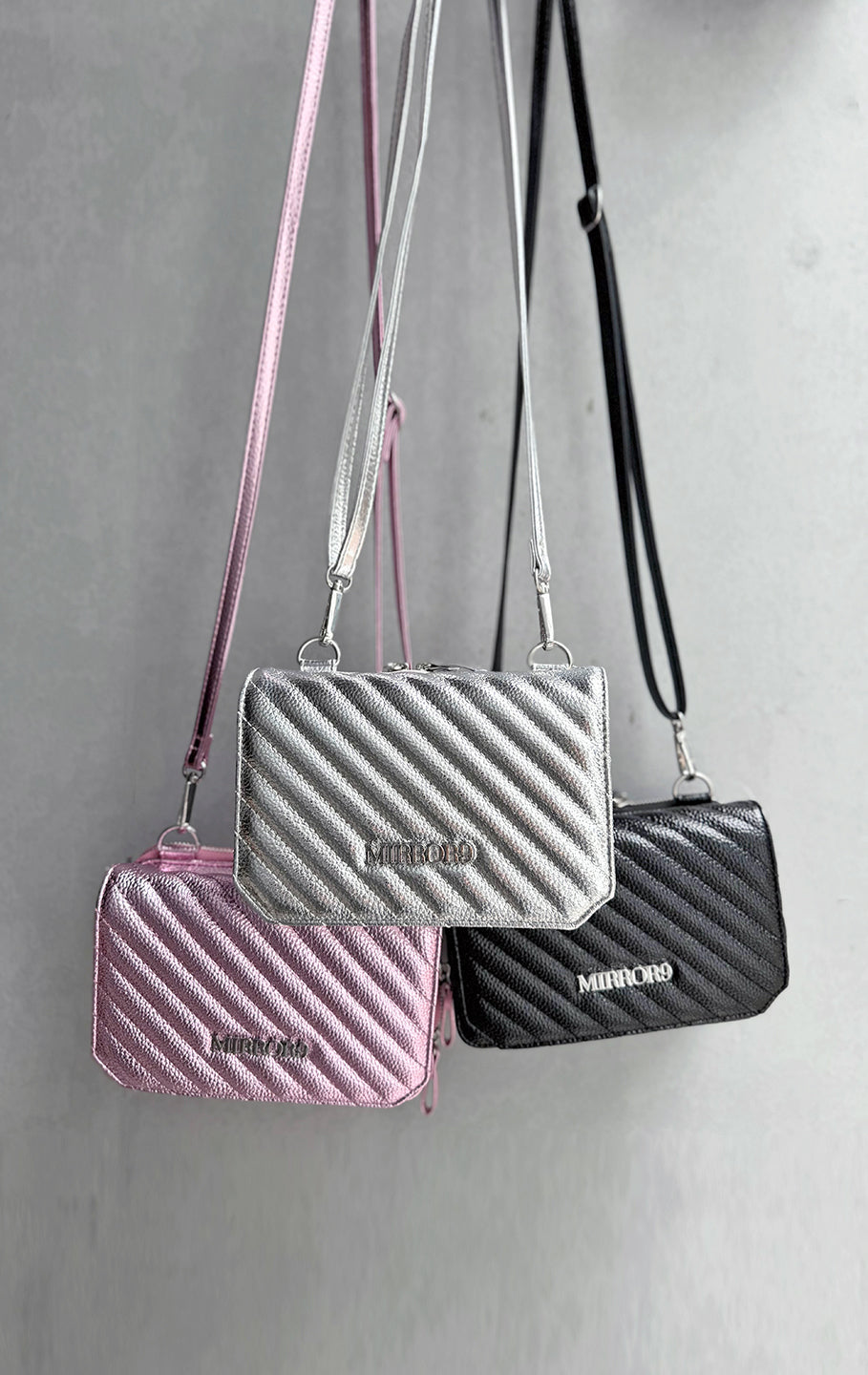 ACCESSORIES – MIRROR9