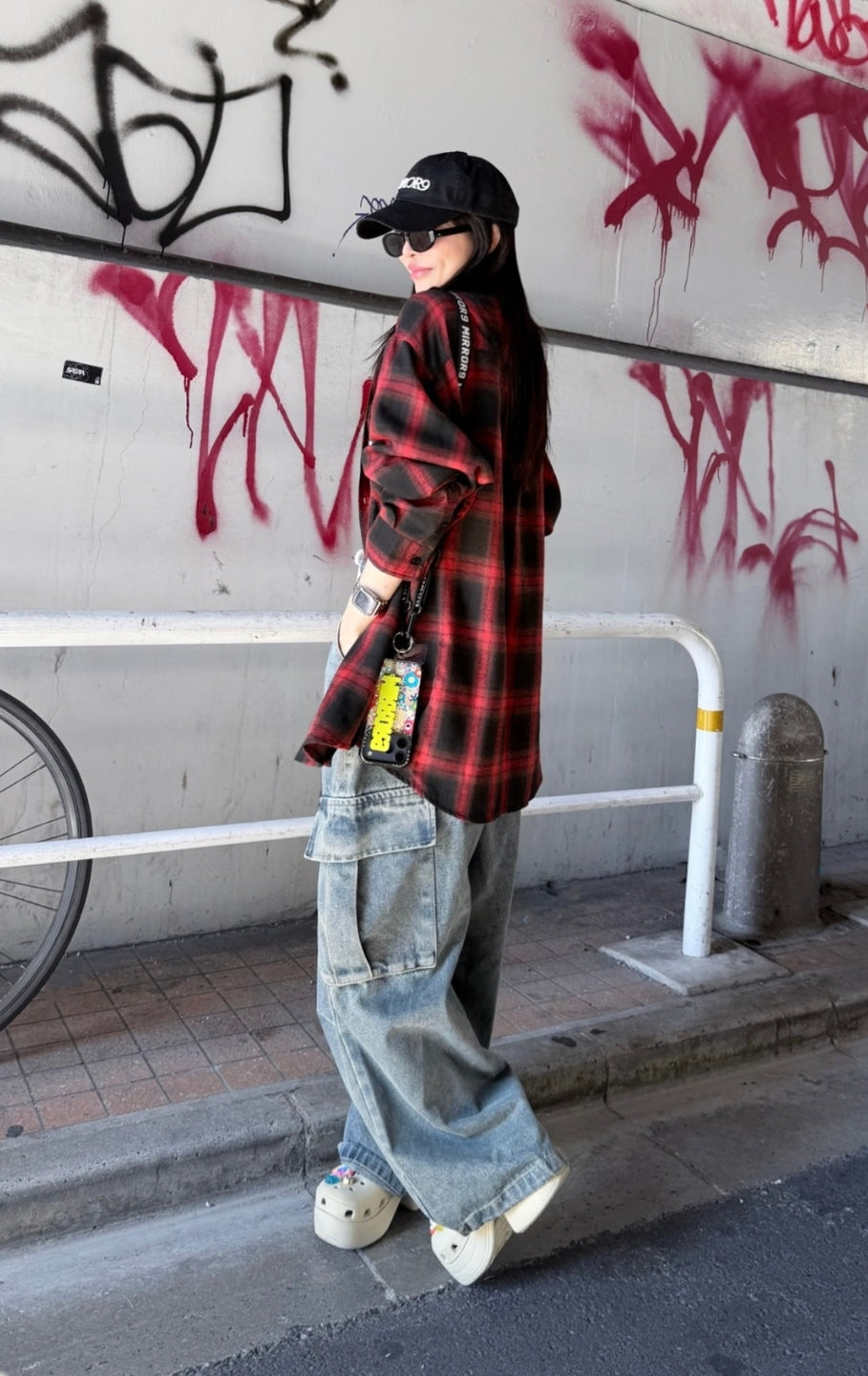MEN'S WEAR – MIRROR9