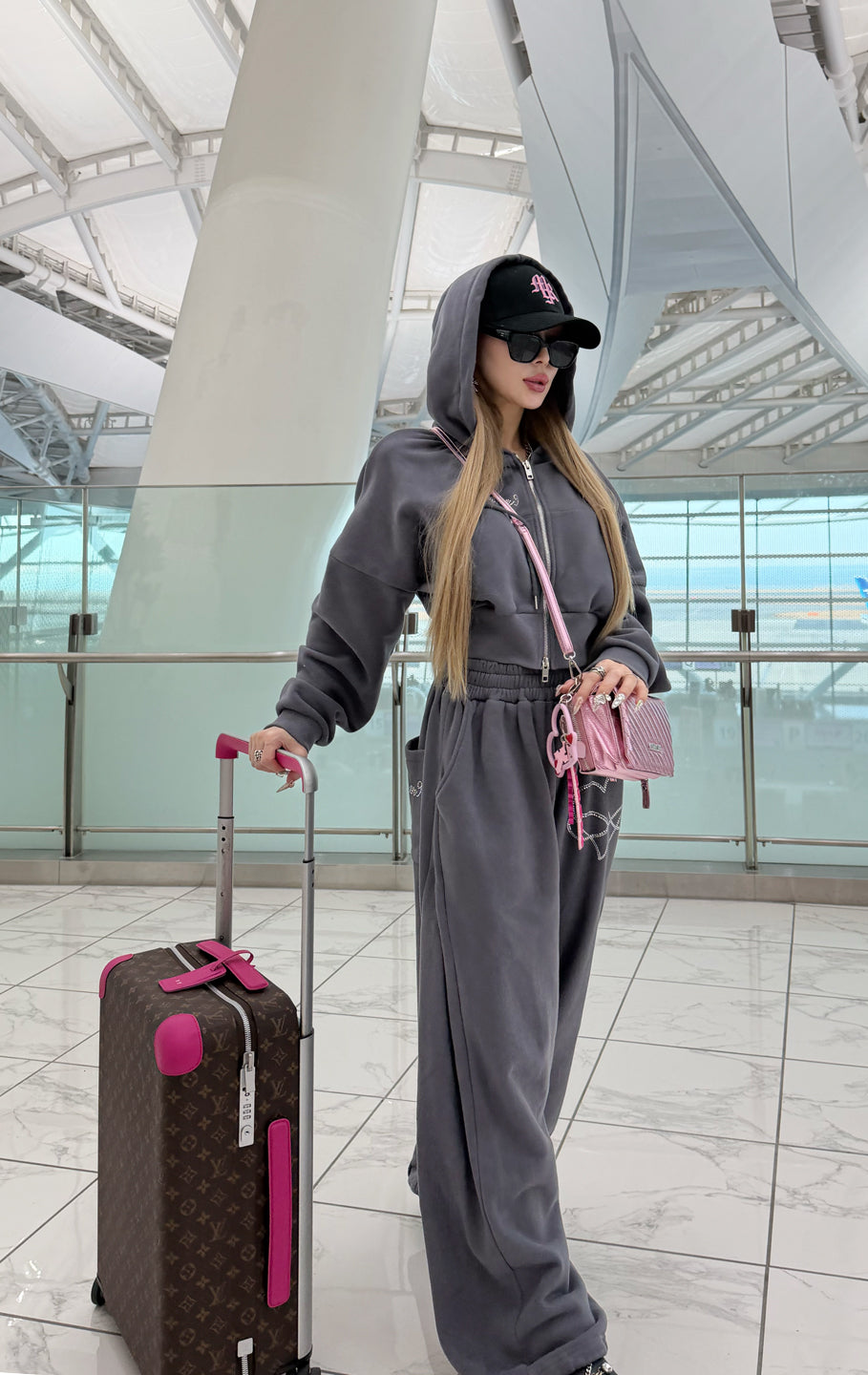 澄りーん♡★MIRROR9★l logo hoodie★新品未使用 s-l400.jpg